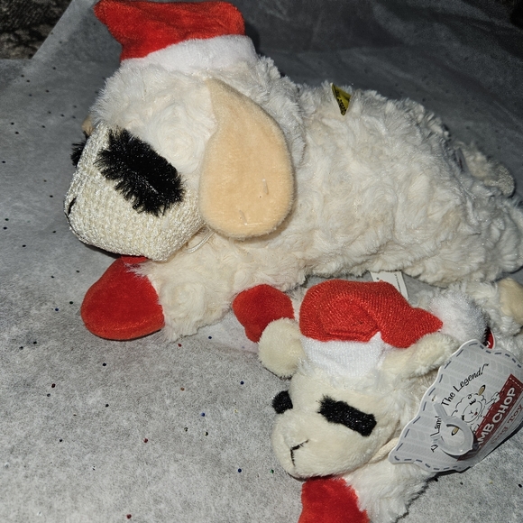 Lamp Chop Christmas Santa Hat  Dog Toy LOT OF 2 PLUSH TOYS SQUEAKY NWT NEW - Picture 14 of 16